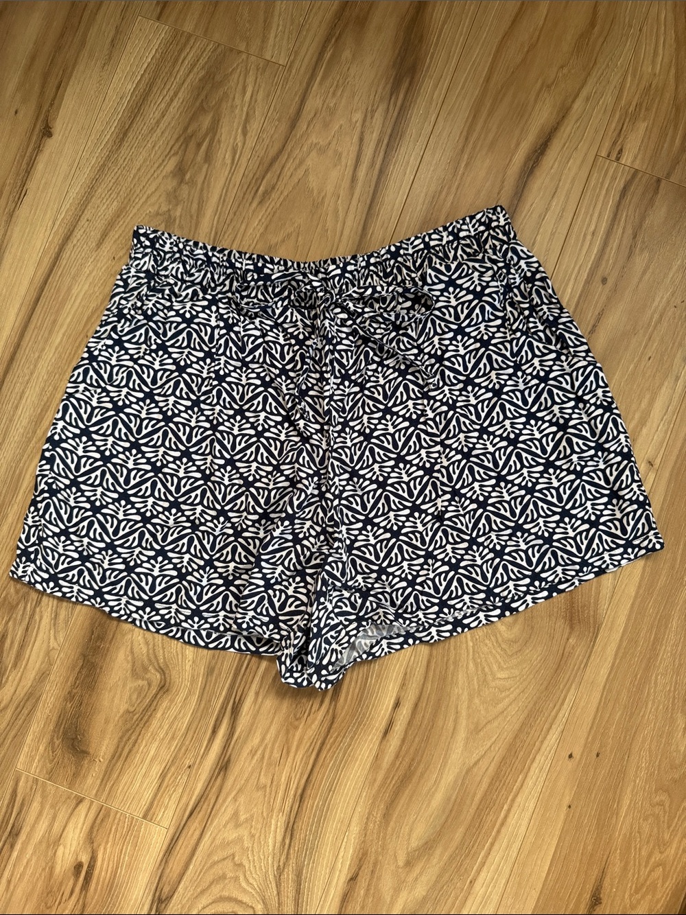escapada Navy and White Geometric Print Shorts